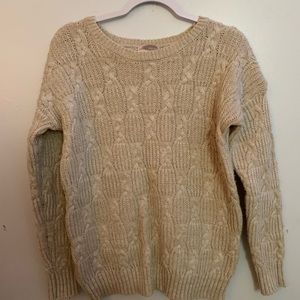 Cable knit warm chunky sweater